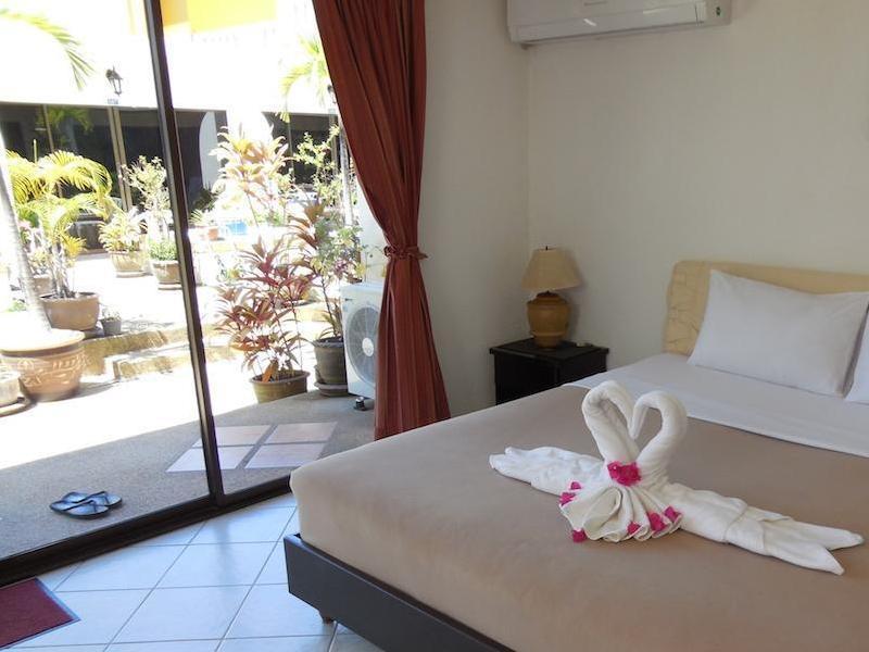 Blue Sky Residence Patong Екстериор снимка